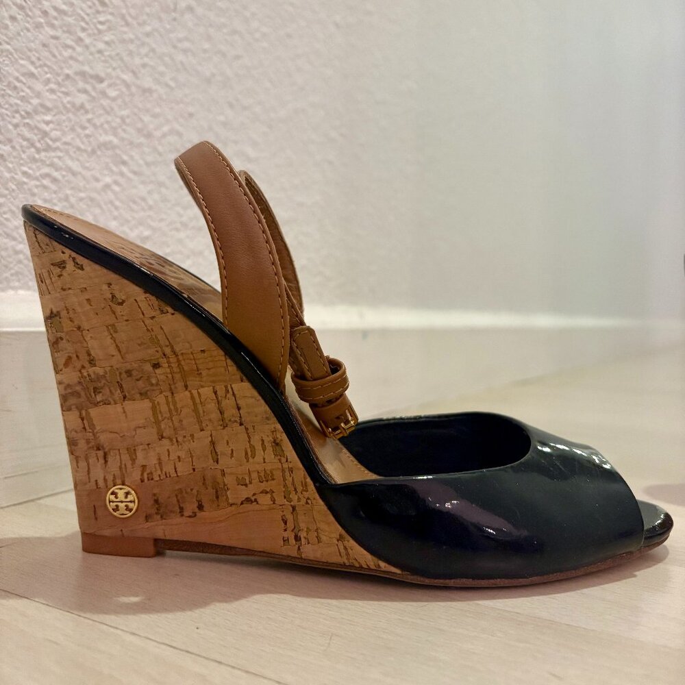 TORY BURCH | Ashton Wedge Sandal, Black Patent Leather, Size 8